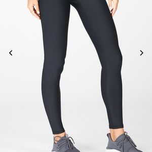 NWT fabletics high waisted cold weather legging XS